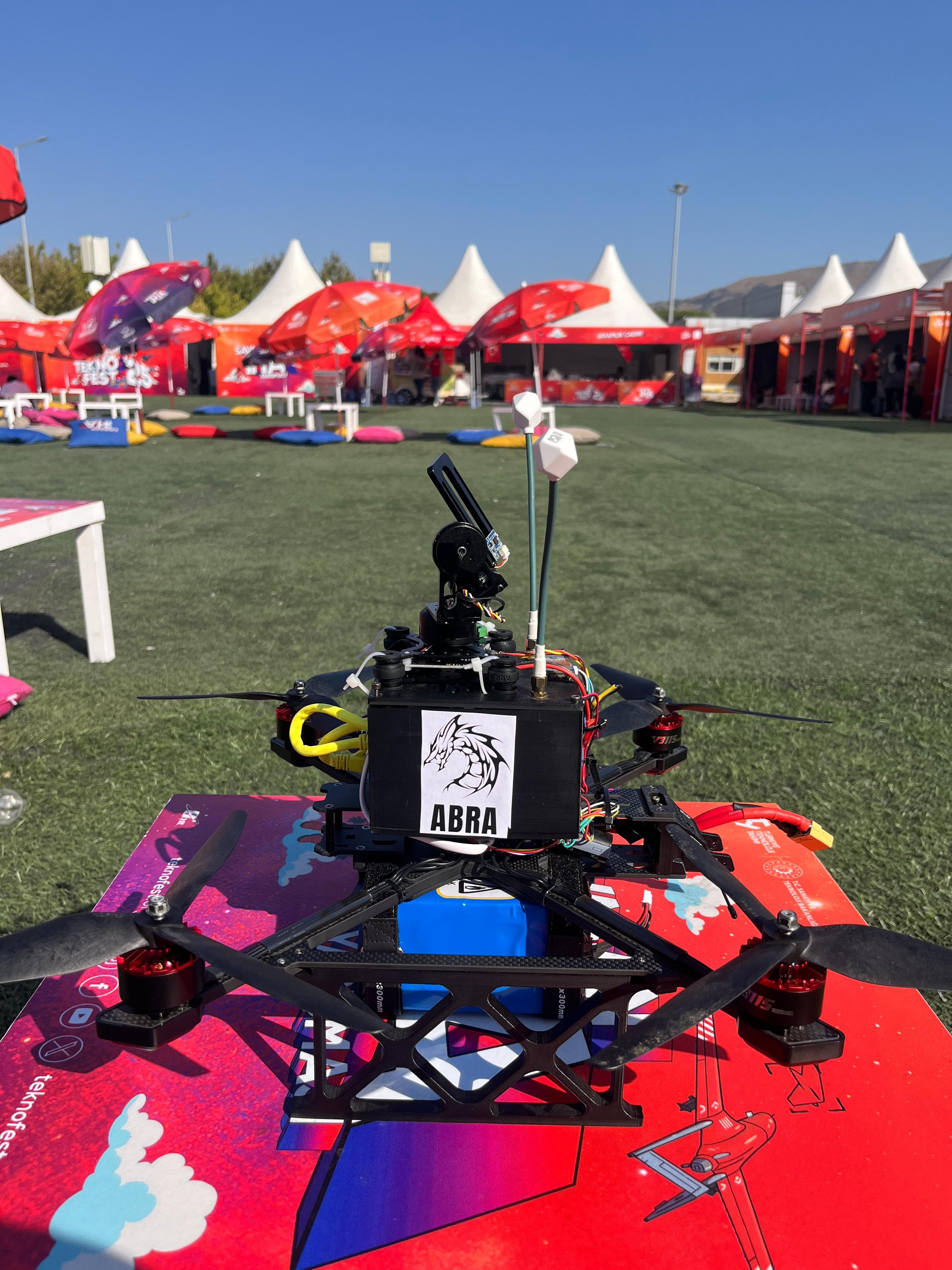 ABRA Yıldızlar yarışma dronu saha alanında